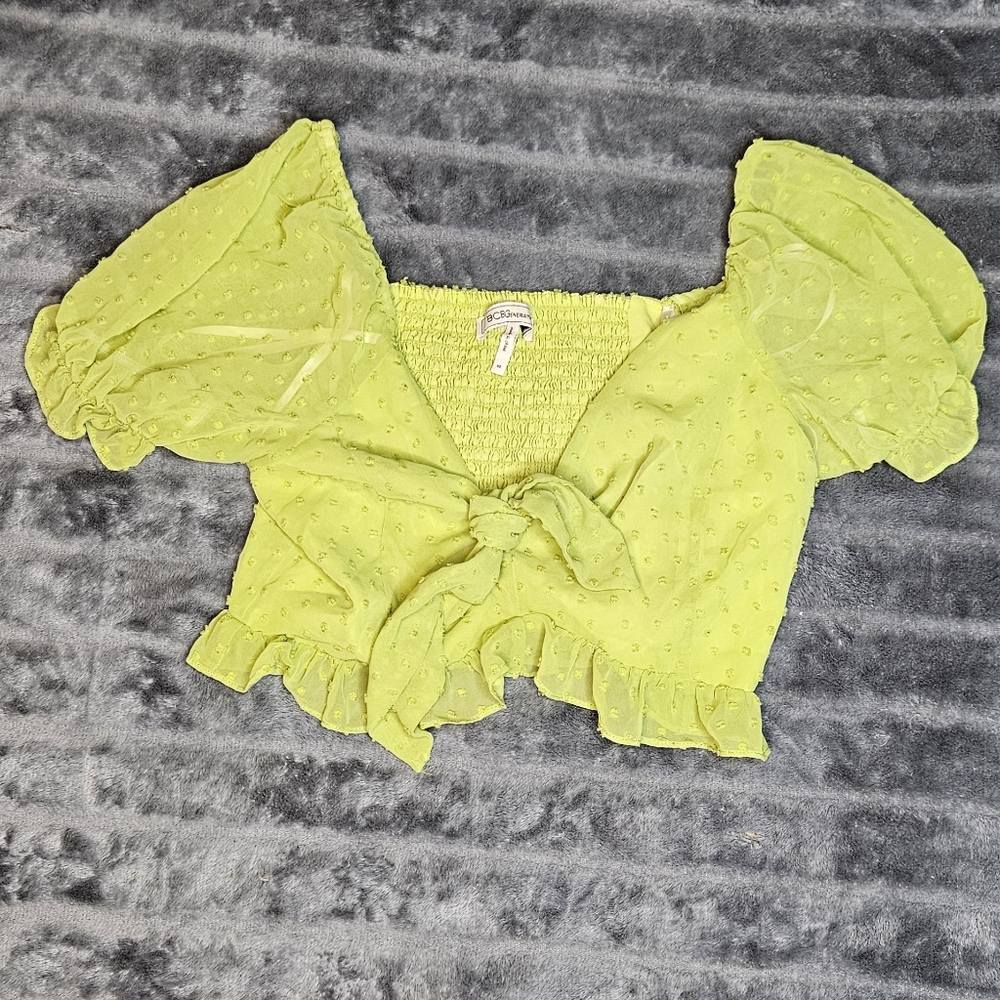 BCBGeneration Front Knot Crop Top